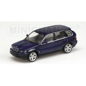 BMW X5 [lila metallic]