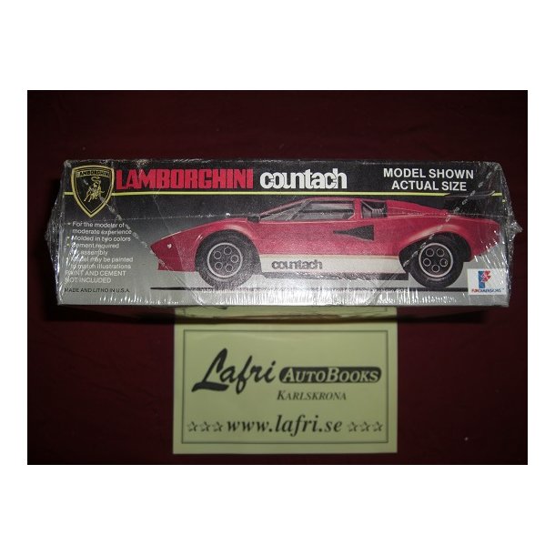LAMBORGHINI Countach