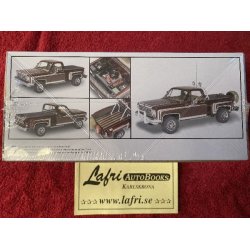 CHEVROLET 1976 Sport Stepside Pickup 4X4