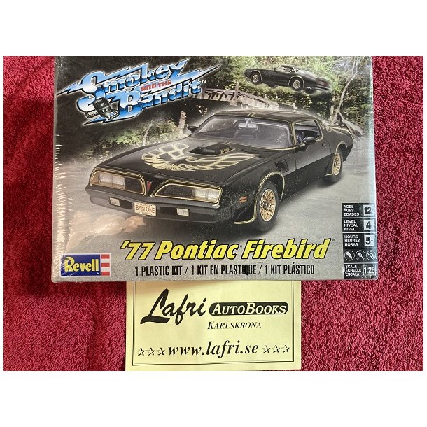 PONTIAC 1977 Firebird Trans Am 'Smokey And The Bandit'