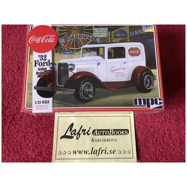 FORD 1932 Sedan Delivery 'Coca-Cola'