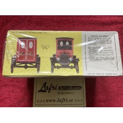 FORD 1923 Model T Delivery Van 'Budweiser'