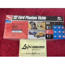 FORD 1932 Phantom Vicki Street Rod