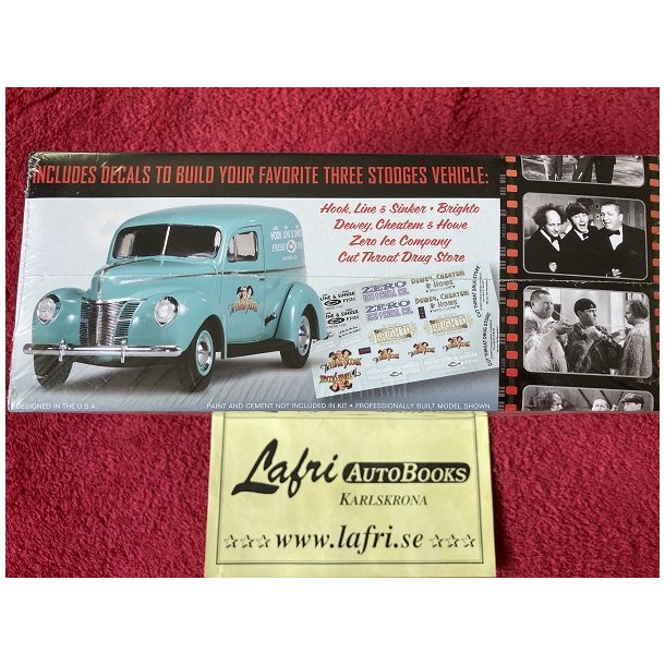 FORD 1940 Sedan Delivery 'Three Stooges'
