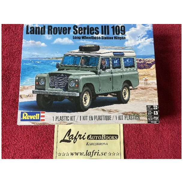 LAND ROVER Series III 109