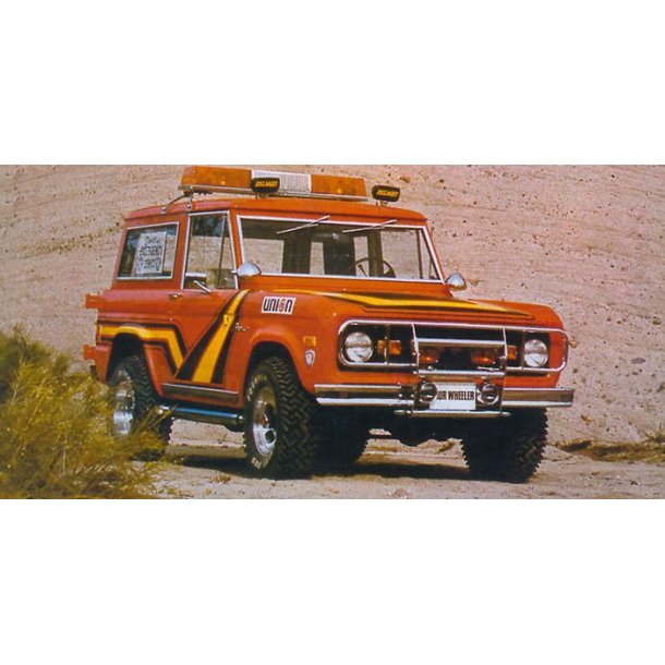 FORD BRONCO 4 x 4 Performance Portfolio 1966-1977