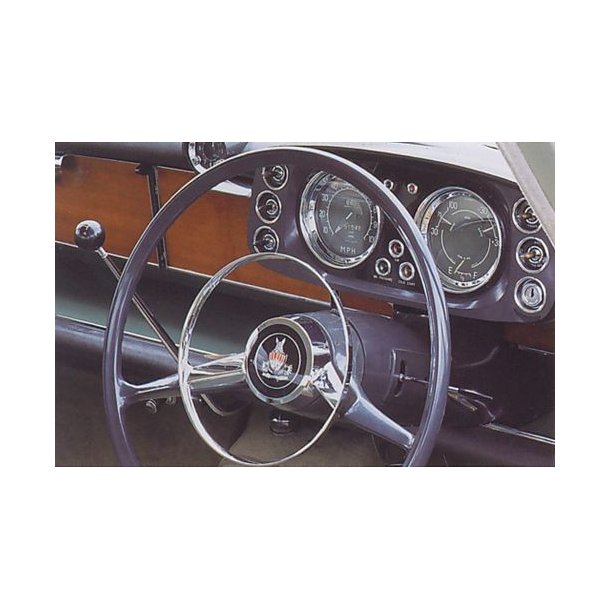 ROVER P5 AND P5B - The Complete Story